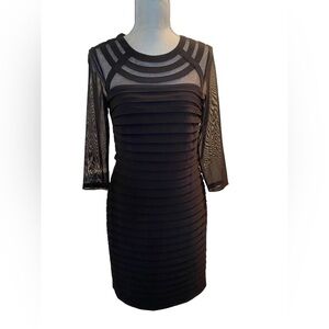 ADRIANNA PAPELL  BLACK BANDED ILLUSION DRESS (0856)